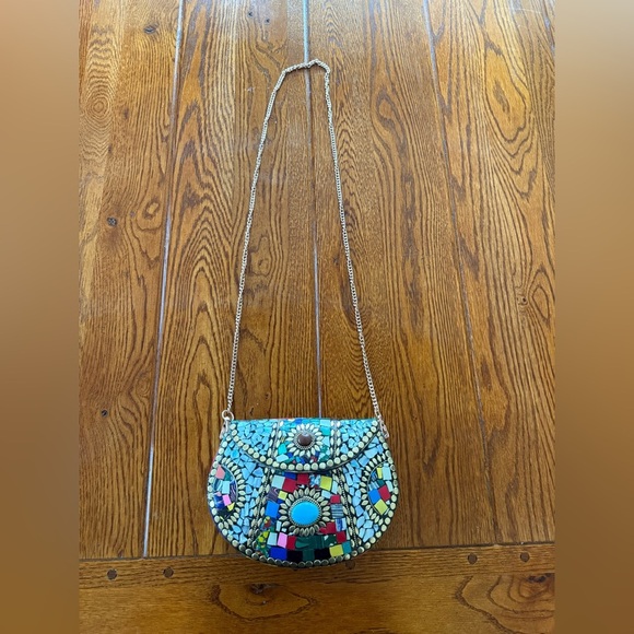 🆕 Ramla Artistic Multi - Color Mosaic Crossbody Bag with Gold Accents - Picture 6 of 15